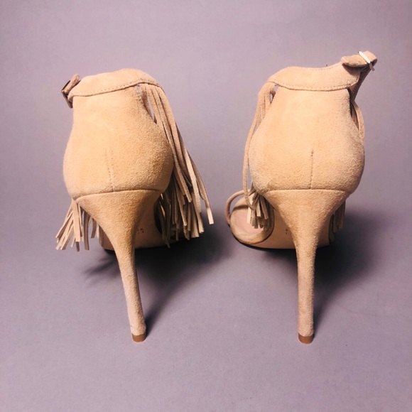 Authentic Stuart Weitzman Nude Fringes Sandals - Picture 5 of 7
